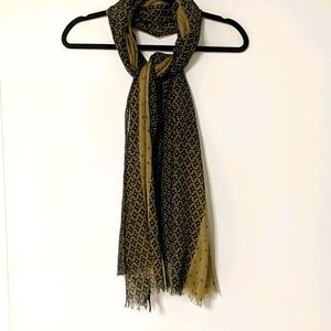 Free add to bundle Rue 21 scarf